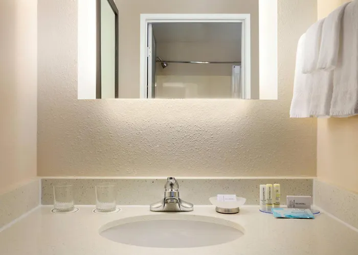 Hotel Springhill North 3*