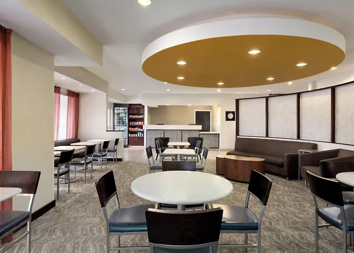Hotel Springhill North 3*