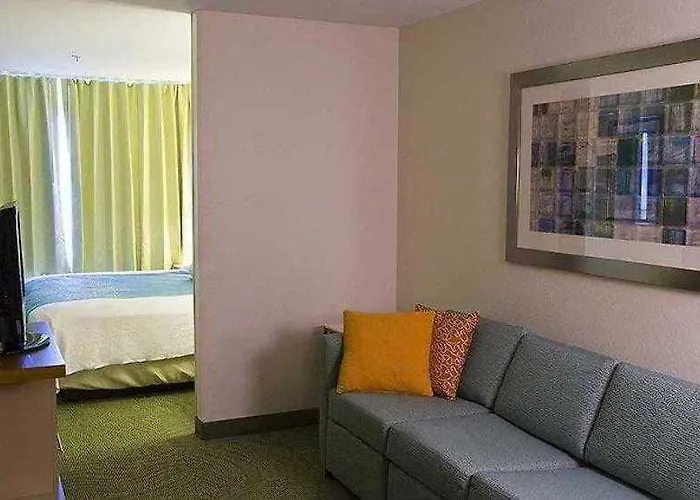 Springhill North 3*