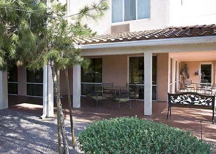 Springhill North 3*